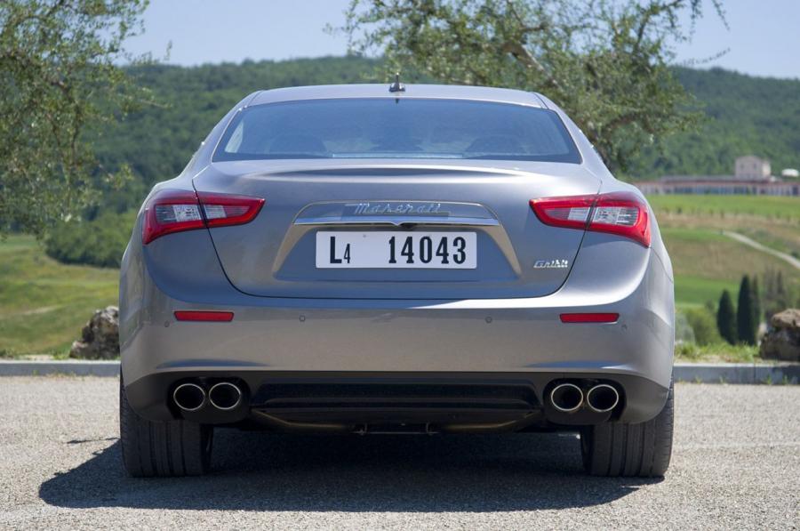  Maserati Ghibli 2014 года  (фото 36 из 41)